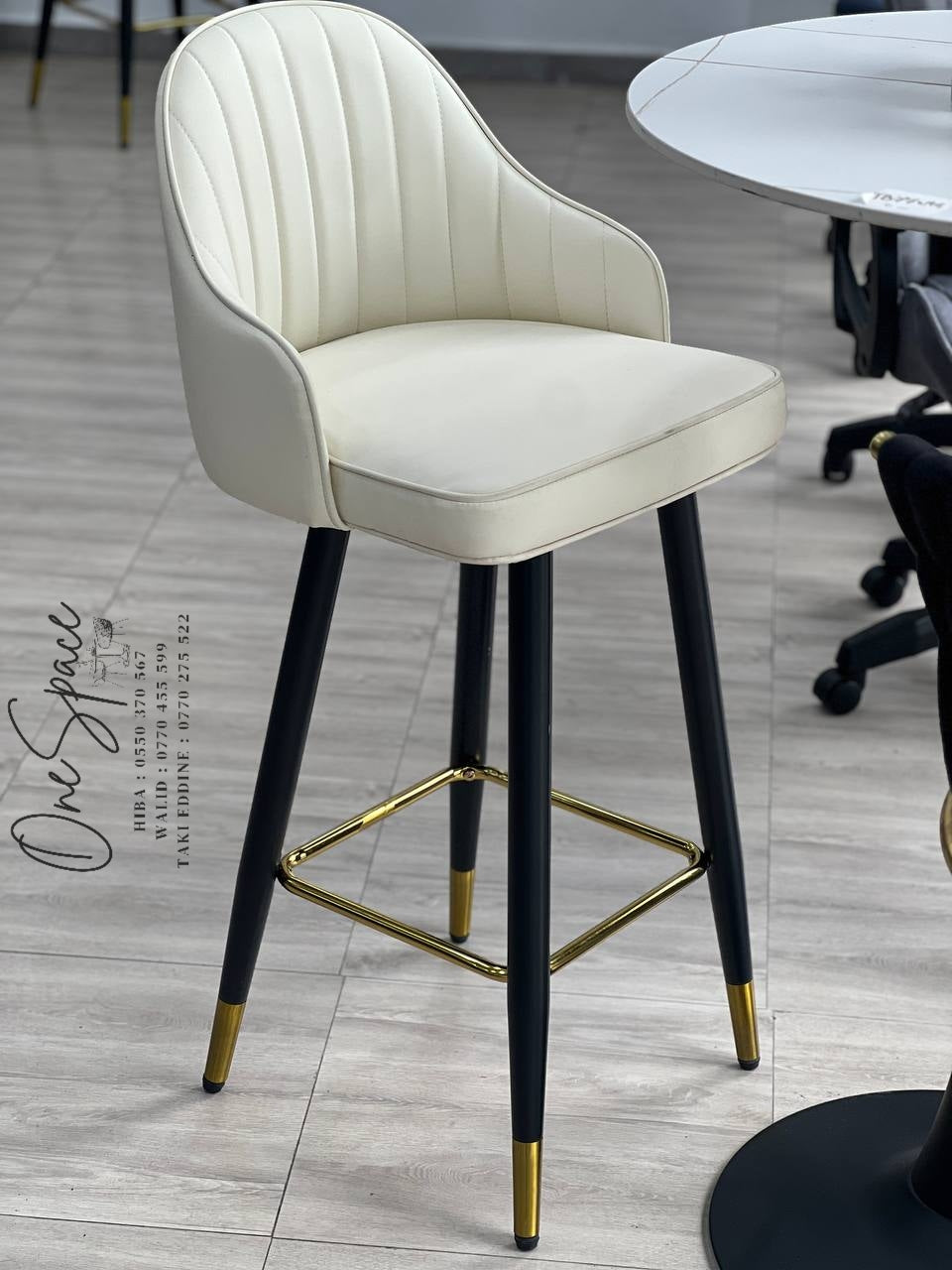 Chaise haute moderne et élégante ✨