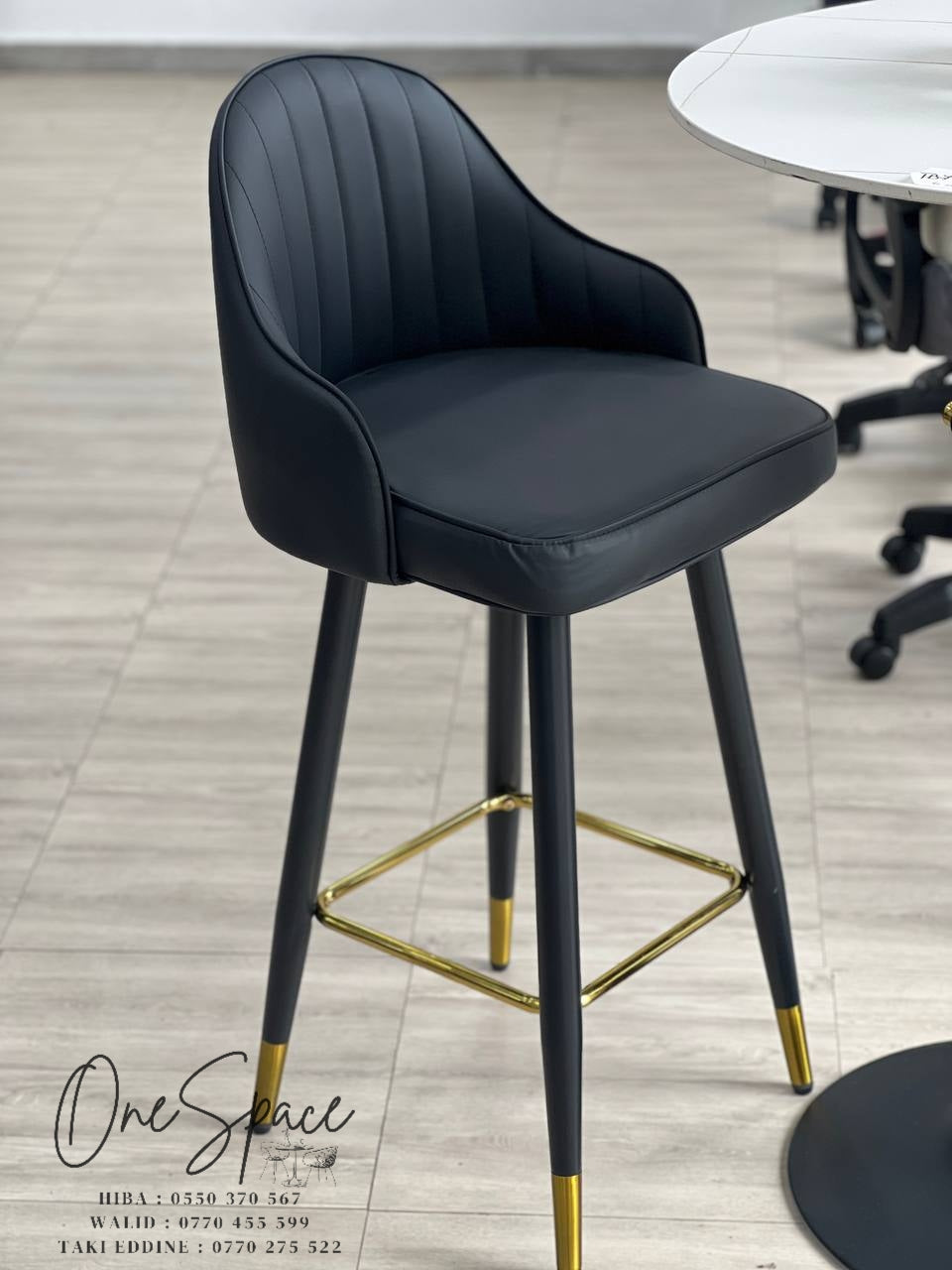 Chaise haute moderne et élégante ✨